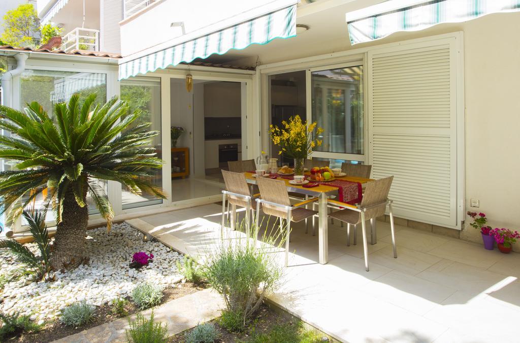 Deluxe Apartment Lea With Large Garden Split Exteriör bild